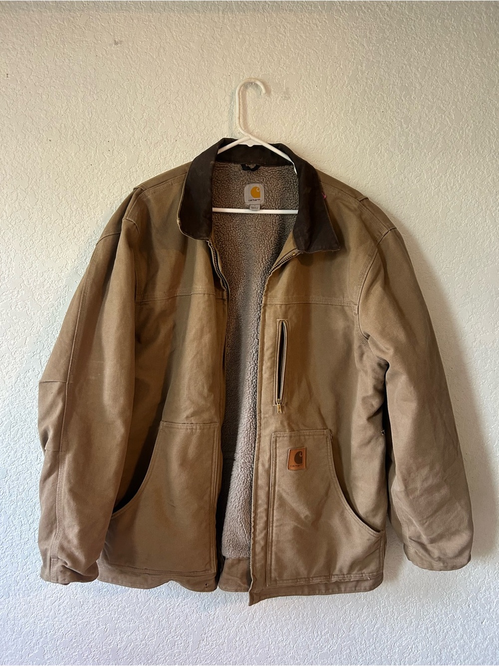 Carhartt Tan Sherpa-Lined Work Jacket with Dark Brown Collar